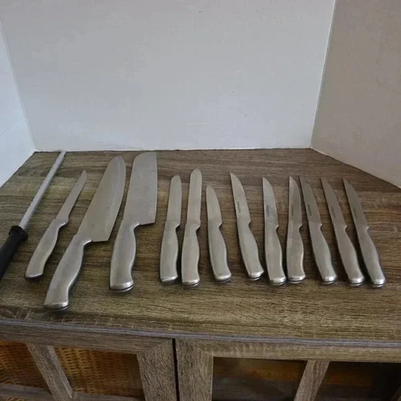 FARBERWARE Butcher  Block - Picture 3 of 8